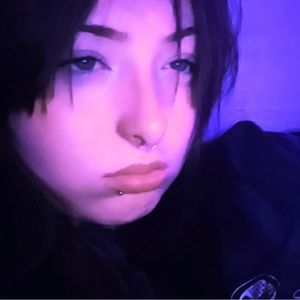 Meet your Posher, Aurora